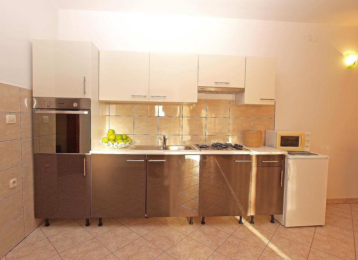 Apartments Dusanka 799 法扎纳 外观 照片