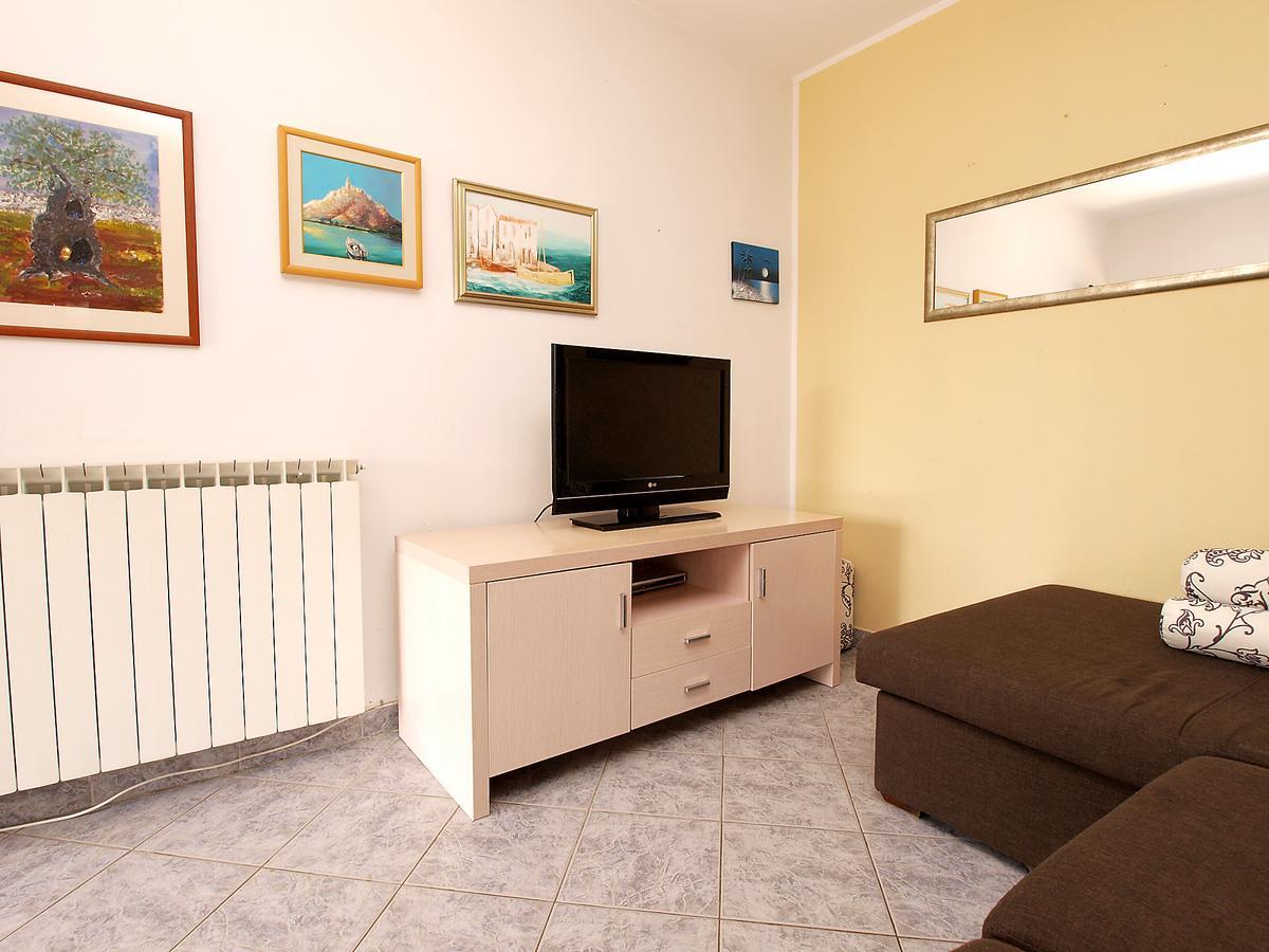 Apartments Dusanka 799 法扎纳 外观 照片